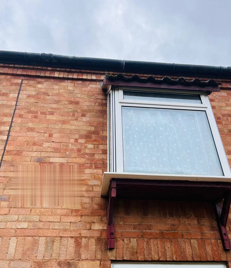 The same bay window with clean frames and glass after cleaning
